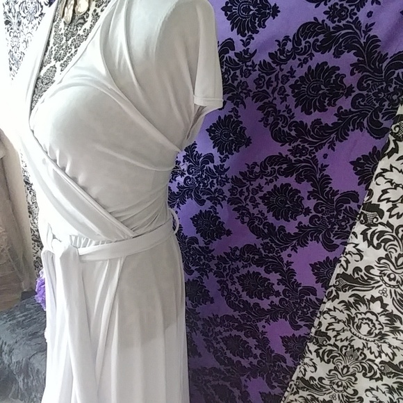 White goddess maxi dress 1X - Picture 6 of 8